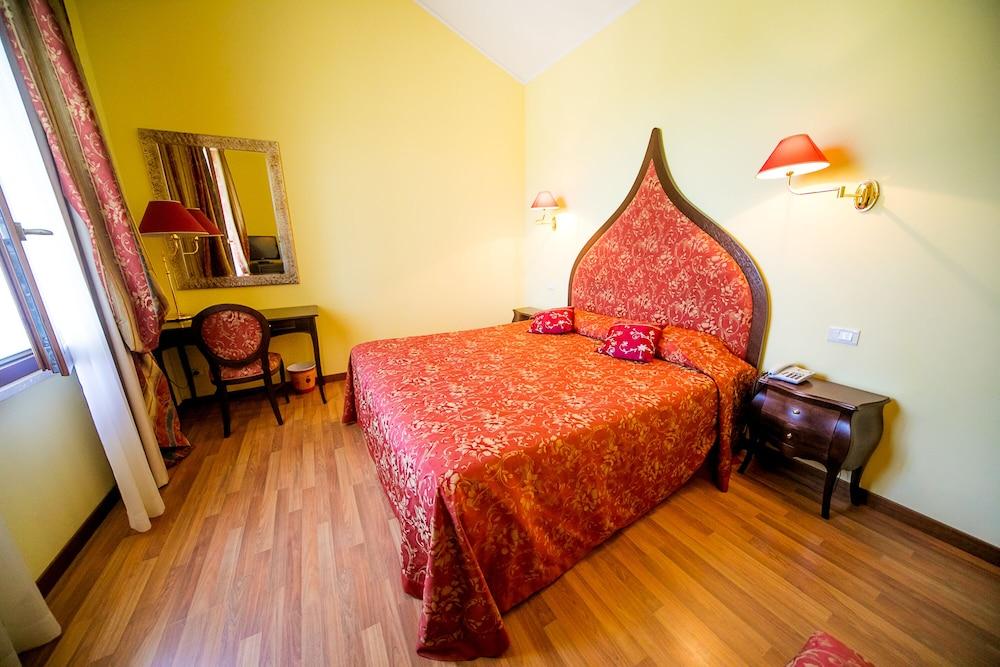 Country Hotel & Resort I Calanchi Ripatransone Dış mekan fotoğraf